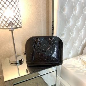 Authentic Louis Vuitton Alma Pm Black CLEAN